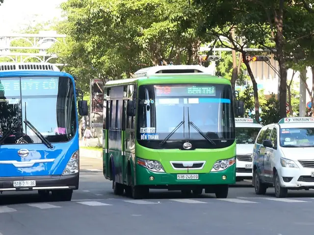 Xe Buýt 126 Chạy Đến Mấy Giờ? Cập Nhật Giờ Chạy Và Lịch Trình Mới Nhất