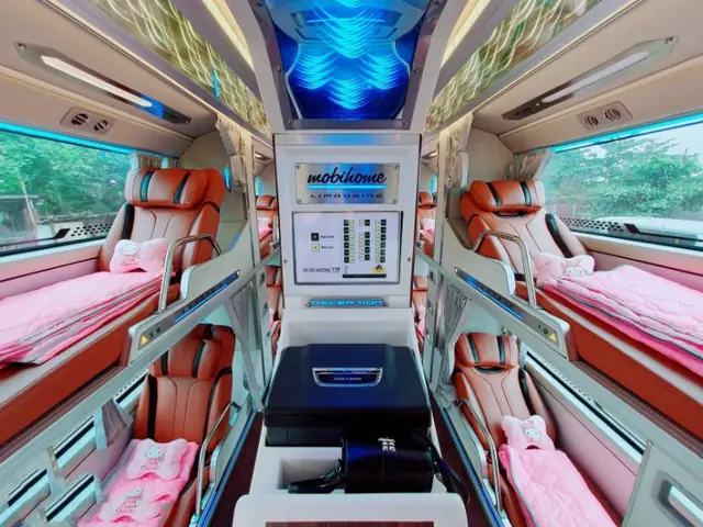 Xe Limousine Hoàng Huy