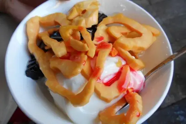 Chè 4 Mùa Hàng Cân: Nơi Lưu Giữ Hương Vị Thời Gian