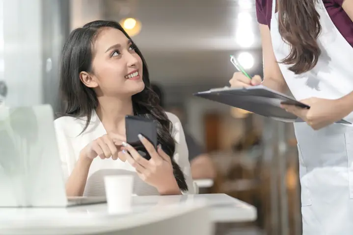 Vì Sao Spa Và Phòng Khám Bắt Buộc Phải Sử Dụng Hóa Đơn Điện Tử?