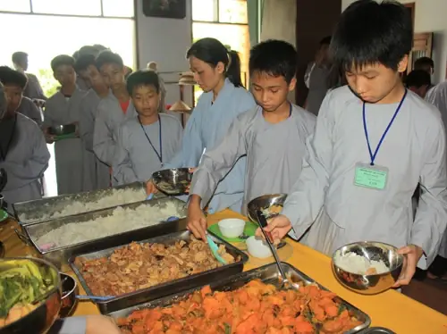 Ăn Chay: Xin Đừng Ngộ Nhận… | Báo Tri Thức Và Cuộc Sống - Tin ... Ăn Chay: Xin Đừng Ngộ Nhận… | Báo Tri Thức Và Cuộc Sống - Tin ...