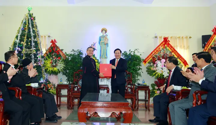 Hình Ảnh Cho Hình Ảnh Chúc Mừng Giáng Sinh 2024: