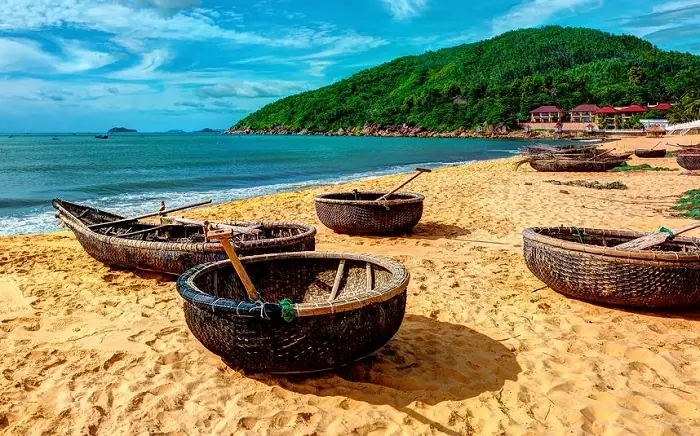 Bãi Tắm Hoàng Hậu Ở Đâu?