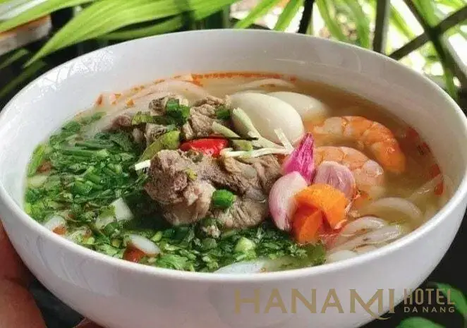 Đánh Giá Về Bánh Canh Bà Thu Có Gì Ngon?