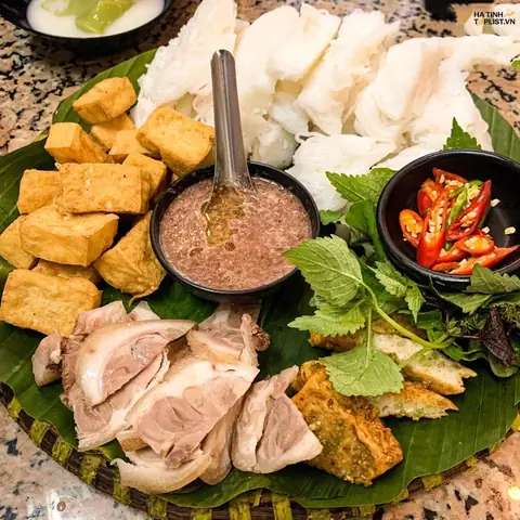 Mẹt Quán - Quán Bún Đậu Mắm Tôm Tại Hà Tĩnh Ngon