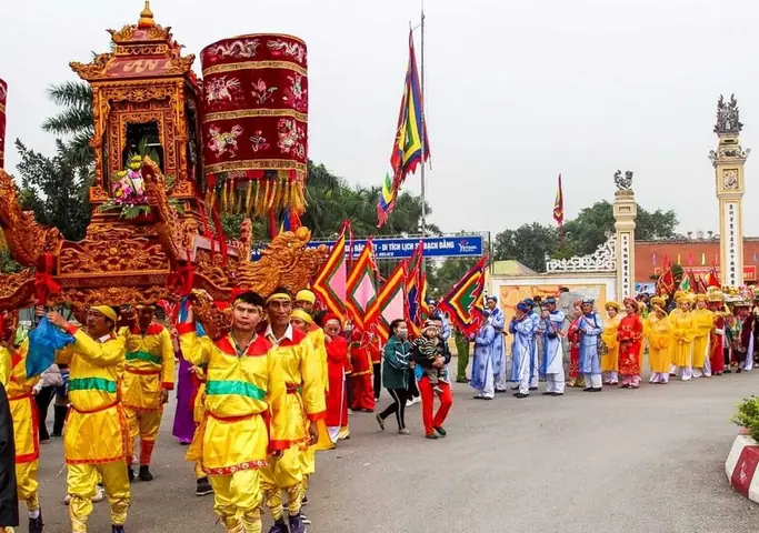 Lễ Hội Bạch Đằng