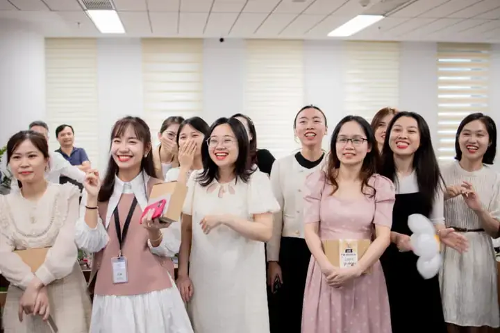 Chủ Đề 2: Văn Hóa Và Truyền Thống
