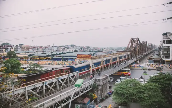Cầu Long Biên - Biểu Tượng Của Một Hà Nội Đầy Cổ Kính
