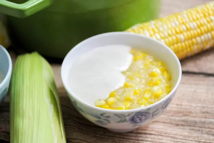Chè Bắp (corn Sweet Soup)