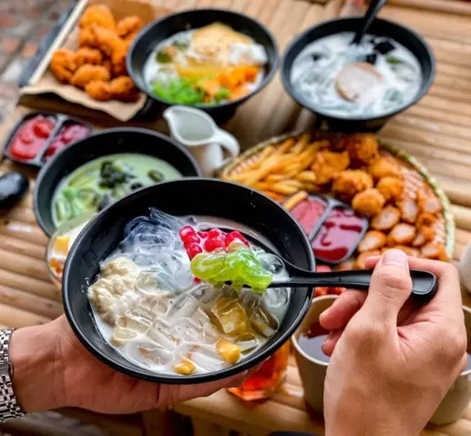 Chè Thập Cẩm (mixed Sweet Soup)
