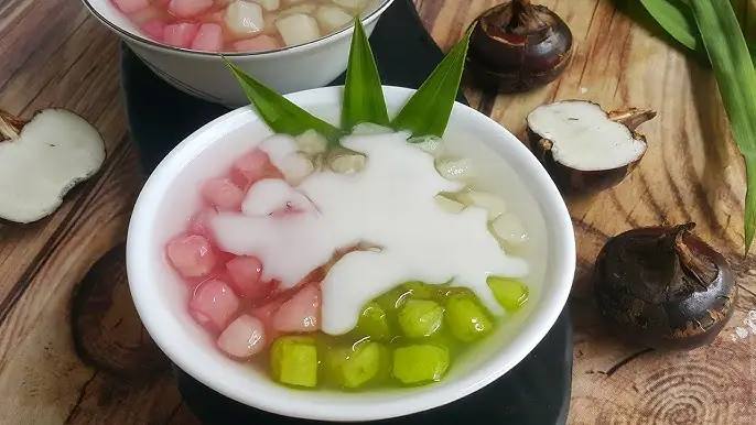 Chè Sương Sa Hạt Lựu (water Chestnut And Agar Sweet Soup)
