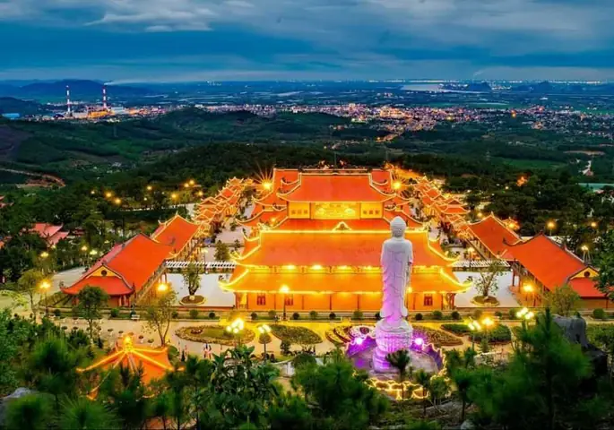 Kinh Nghiệm Đi Chùa Ba Vàng