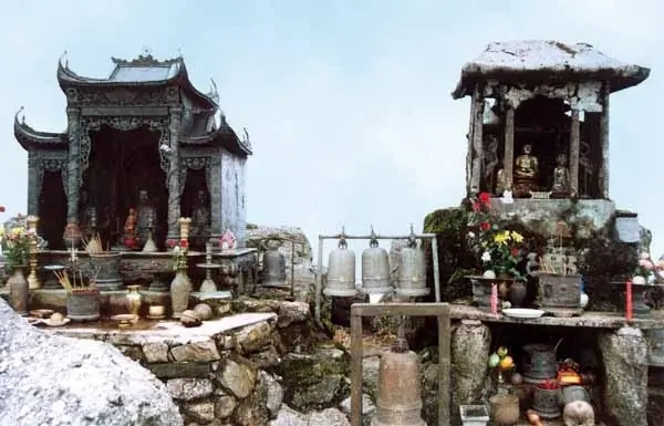 Chùa Đồng Yên Tử Thờ Ai?