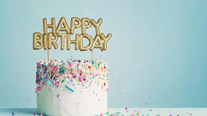 Gửi Gắm Tình Cảm Qua Món Quà Bánh Ngọt