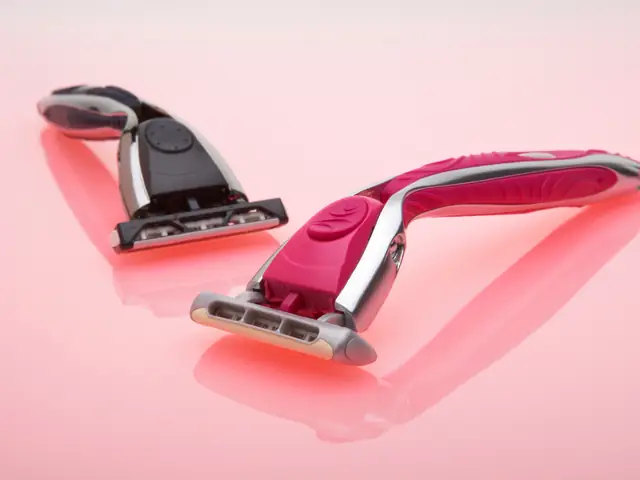 Xe Nội Bài 81 Chia Sẻ Kiến Thức Dao Cạo Râu Có Được Mang Lên Máy ...