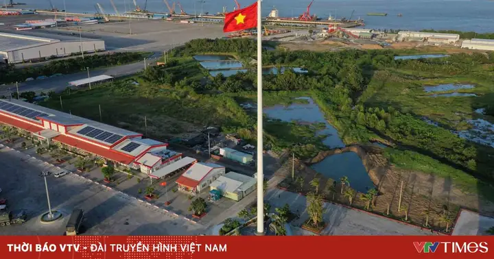 Khánh Thành Cột Cờ Cao Nhất Đông Dương Khánh Thành Cột Cờ Cao Nhất Đông Dương