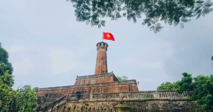 Khám Phá 7 Cột Cờ Nổi Tiếng Của Việt Nam | Vietnam+ (vietnamplus) Khám Phá 7 Cột Cờ Nổi Tiếng Của Việt Nam | Vietnam+ (vietnamplus)