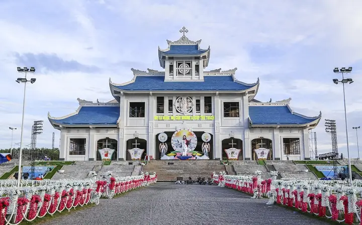 Thánh Địa La Vang – Danh Lam Thắng Cảnh Ở Quảng Trị Rất Bình Yên, Thanh Tịnh