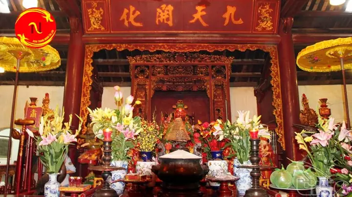Đền Ngọc Sơn Thờ Những Ai?
