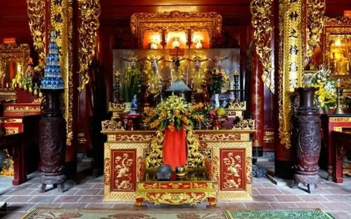 Đi Đền Ông Hoàng Mười Cầu Gì?