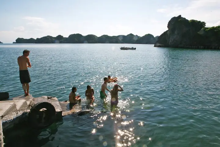 Kinh Nghiệm Đi Cát Bà Bằng Ô Tô Riêng, Xe Máy, Buýt 2025 ❤️