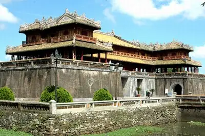 Tích Lịch Sử Và Kiến Trúc Nghệ Thuật Quần Thể Kiến Trúc Cố Đô Huế