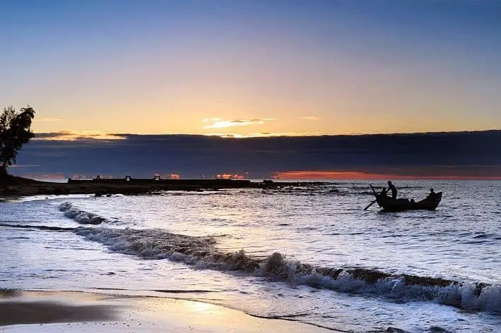Bãi Biển Cửa Tùng