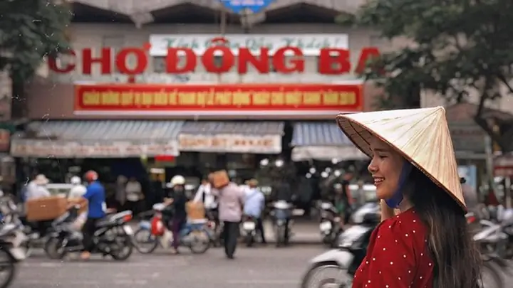 21. Chợ Đông Ba – Thiên Đường Ẩm Thực Và Mua Sắm Giá Rẻ
