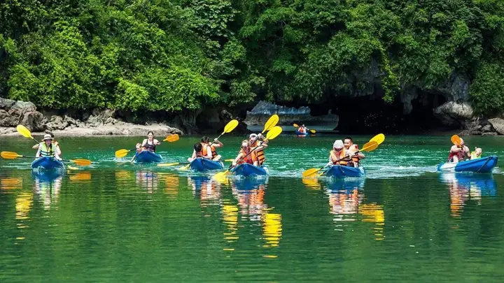 Chèo Thuyền Kayak