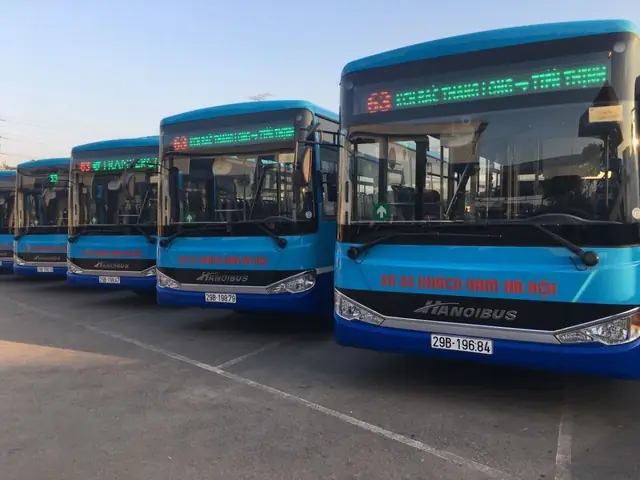 Xe Buýt Công Cộng - Lựa Chọn Tiết Kiệm Xe Buýt Công Cộng - Lựa Chọn Tiết Kiệm