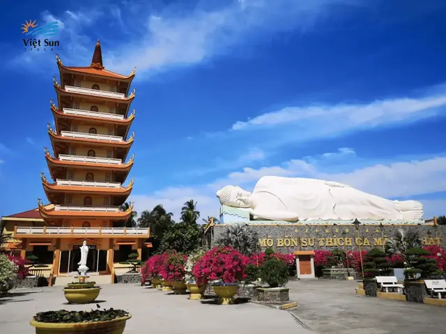 Du Lịch Miền Tây - Hành Trình Khám Phá Vùng Đất Phù Sa Tràn Đầy Sức Sống