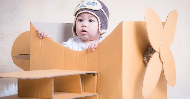 Kinh Nghiệm Cho Trẻ Sơ Sinh Đi Máy Bay Mà Mẹ Bỉm Không Nên Bỏ Lỡ