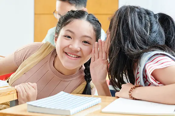 Trang 1: Tác Động Của Hành Vi Phá Hoại