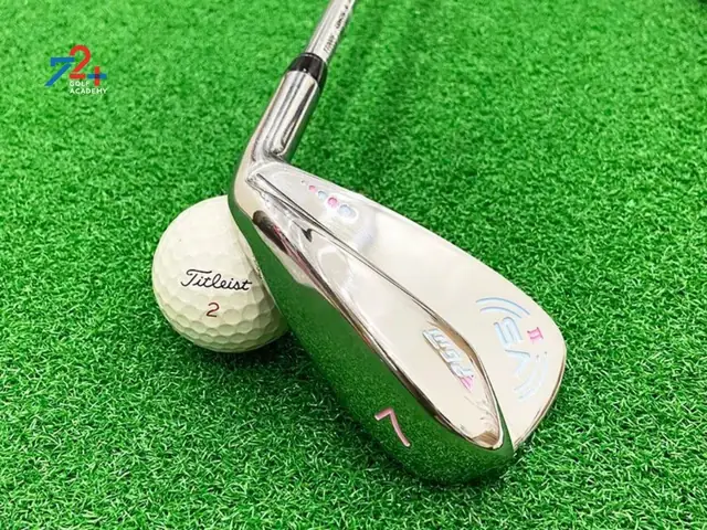 Từ Vựng Tiếng Anh Về Các Loại Gậy Đánh Golf