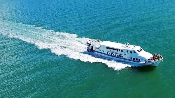 Transfer From Hai Phong To Halong Bay By High-speed Boat Transfer From Hai Phong To Halong Bay By High-speed Boat