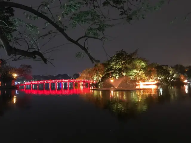 Hình Ảnh Hồ Gươm Về Đêm - Ảnh Hồ Hoàn Kiếm Về Đêm Tuyệt Đẹp