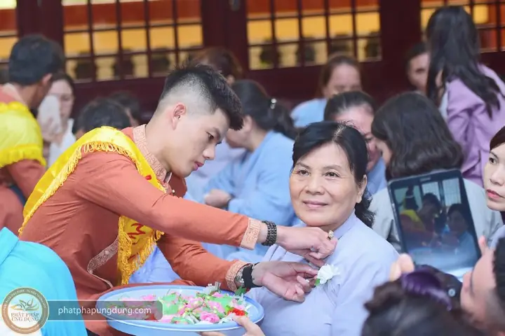Hình Ảnh Lễ Vu Lan Báo Hiếu