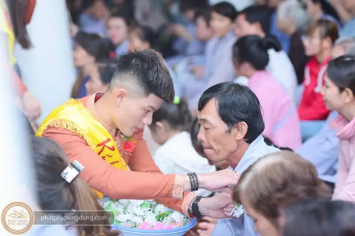 Hình Ảnh Lễ Vu Lan Báo Hiếu