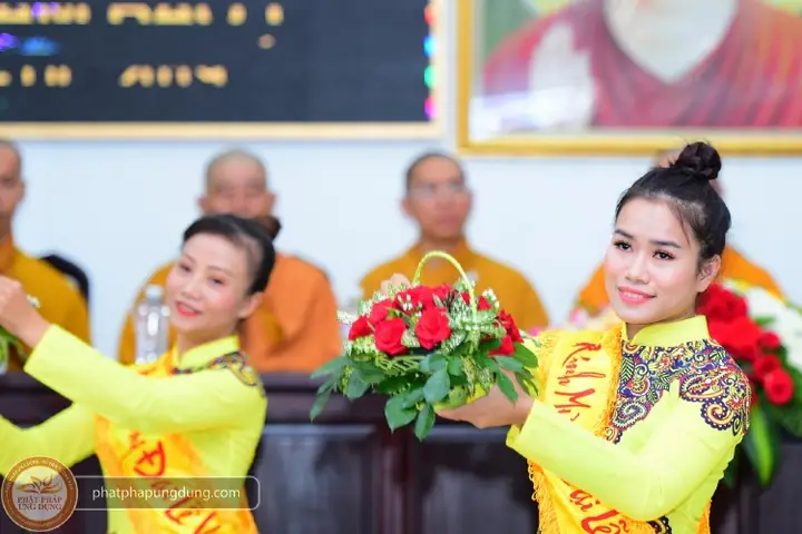 Hình Ảnh Lễ Vu Lan Báo Hiếu
