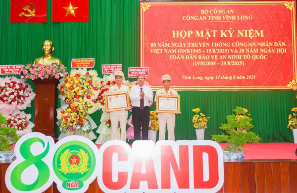 Công An Đồng Tháp Họp Mặt Kỷ Niệm 80 Năm Ngày Truyền Thống Cand -0
