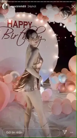 Tìm Hình Ảnh Hot Girl Chúc Mừng Sinh Nhật?