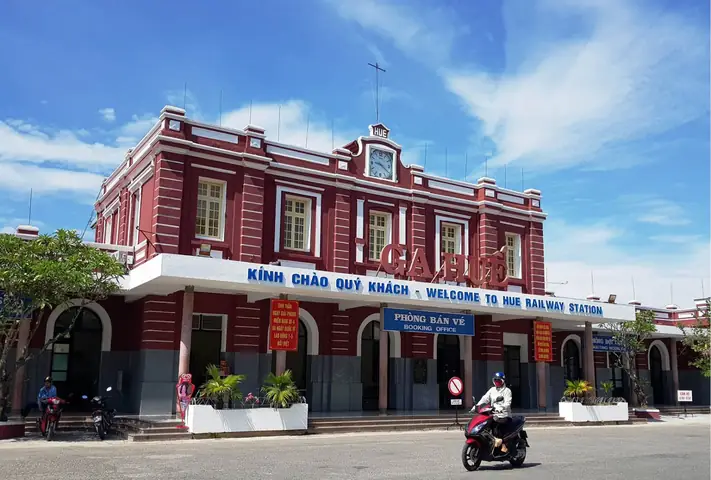 Hue Train Station