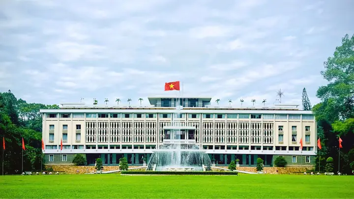 Hội Trường Thống Nhất - Di Tích Lịch Sử Dinh Độc Lập