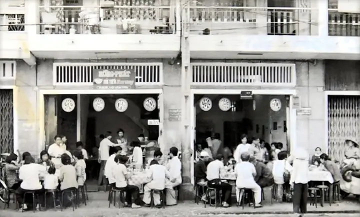 Quán Hủ Tiếu Nam Vang Chính Gốc Được Michelin Hết Lời Khen Ngợi Quán Hủ Tiếu Nam Vang Chính Gốc Được Michelin Hết Lời Khen Ngợi