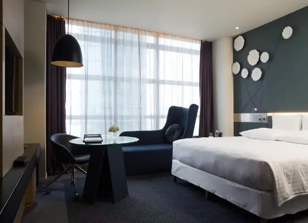 Khách Sạn Pullman Saigon Centre (5 Sao)