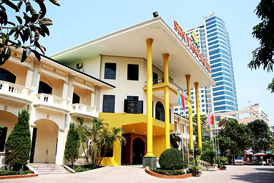 Khách Sạn Sen Vàng Cửa Lò
