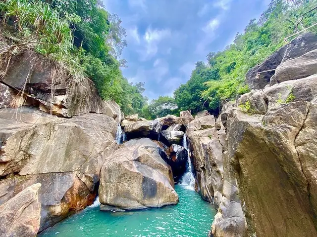 Hướng Dẫn Chi Tiết Du Lịch Ba Hồ Nha Trang