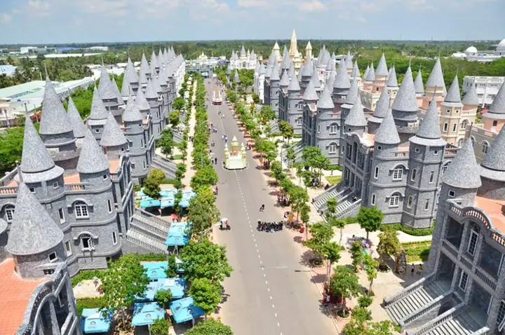 Giới Thiệu Khu Vui Chơi Võ Trường Toản Hậu Giang