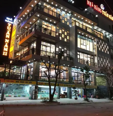 Nhà Hàng Tuấn Năm