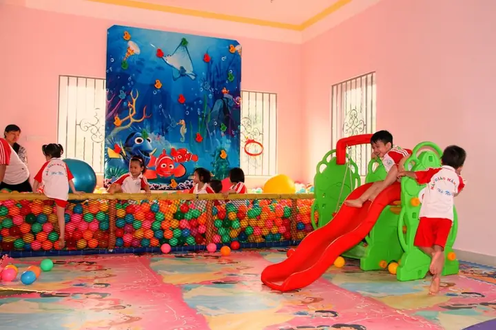 Khu Vui Chơi Trong Nhà Sơn Ca